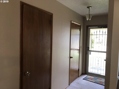 Entrance/Foyer