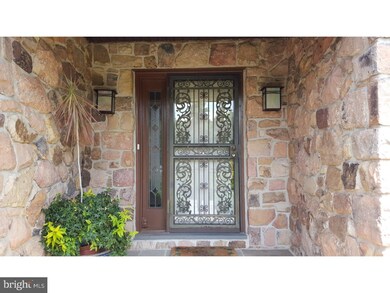 147 Barton Dr, Spring City, PA 19475 - photo 3