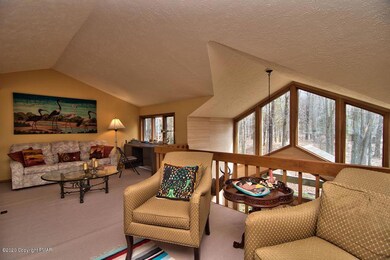 127 Leatherstocking Ln, Pocono Pines, PA 18350 - photo 2