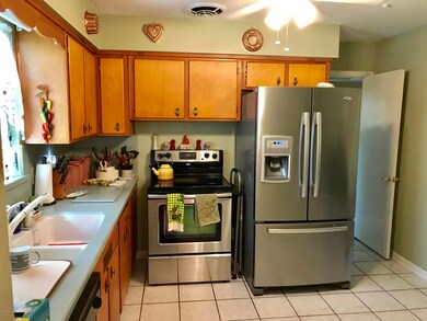 723 Acapulco Rd, Jacksonville, FL 32216 - photo 5