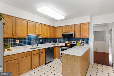 604 Berkshire Way unit 25, Marlton, NJ 08053 - photo 6