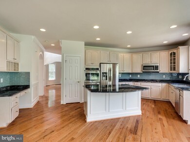 1950 Tanterra Ct, Woodbridge, VA 22191 - photo 6