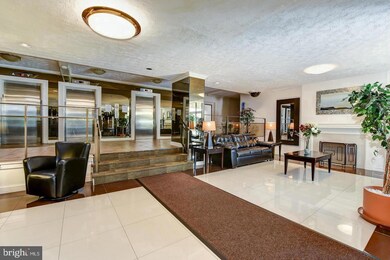 River Place South unit 902, Arlington, VA 22209 - photo 3