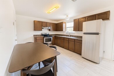 201 Masterson Rd unit 108, Laredo, TX 78046 - photo 6