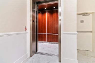 136 Fairbanks Oak Aly unit 3b, Daniel Island, SC 29492 - photo 5