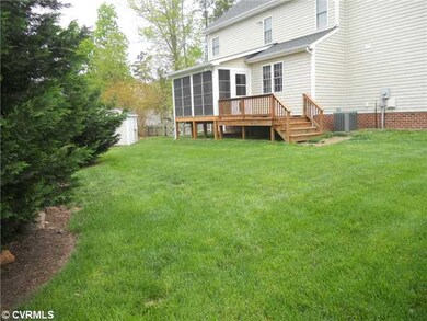 Yard/Garden - With detached tool shed