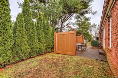 7508 Julius Ct, Evansville, IN 47715 - photo 5