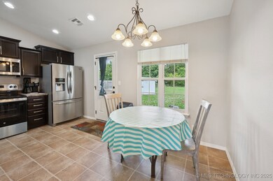 8661 S 264th East Ave, Broken Arrow, OK 74014 - photo 6