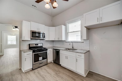 1105 W Chestnut St, Denison, TX 75020 - photo 3