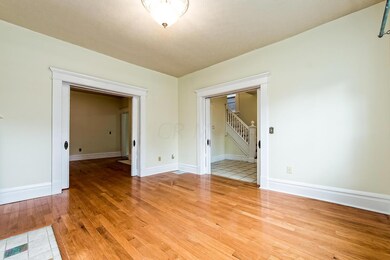 Welcome to 1469 Summit Street!