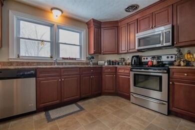 20 Als Ave, Allenstown, NH 03275 - photo 4