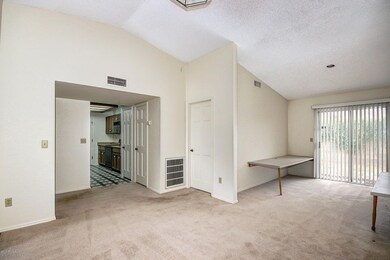 Dining Room & Den/Bonus