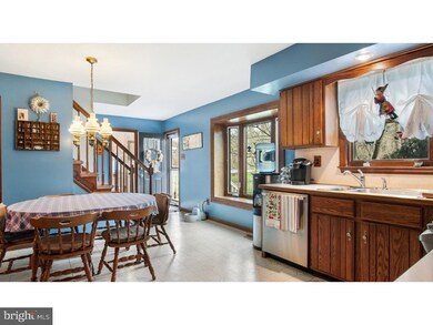 256 Old Mill Dr, Langhorne, PA 19047 - photo 7