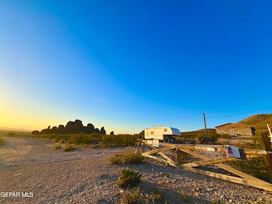 18541 Carinha Ave, El Paso, TX 79938 - photo 2