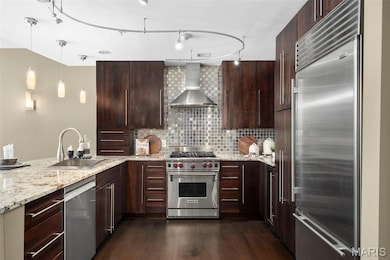 Park East Tower Condos unit 805, Saint Louis, MO 63108 - photo 4