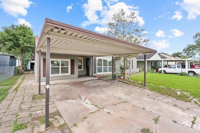 3823 Florinda St, Houston, TX 77021 - photo 3