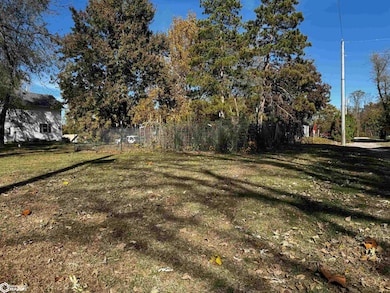 505 Cass St, Keosauqua, IA 52565 - photo 5