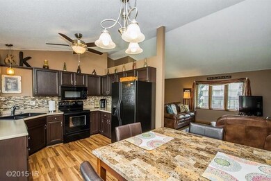 1626 E Creston Ave, Des Moines, IA 50320 - photo 4