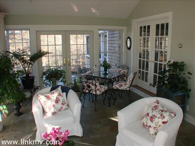 22 Bridge Ln, Vineyard Haven, MA 02568 - photo 5