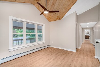 410 Barre Rd, Phillipston, MA 01331 - photo 2