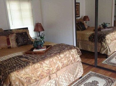 5969 Blackthorne Ave, Lakewood, CA 90712 - photo 7