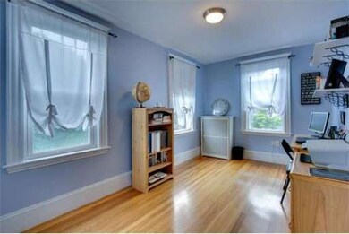 10 Phelps St, Salem, MA 01970 - photo 6