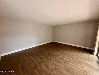 190 Moonstone Ct, Port Orange, FL 32129 - photo 4