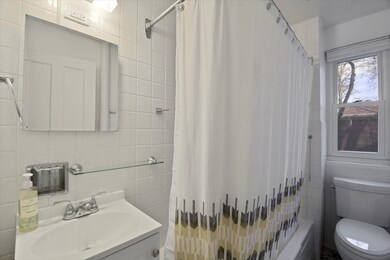 1502 S Race St unit 2, Urbana, IL 61801 - photo 7