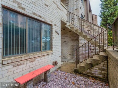 3818 Steppes Ct unit B, Falls Church, VA 22041 - photo 2