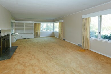 1603 Evanston Ave-104