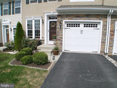 255 Tall Trees Cir, Downingtown, PA 19335 - photo 2