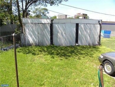 165 N 34th St, Camden, NJ 08105 - photo 2