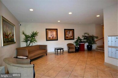 1009 Chillum Rd unit 405, Hyattsville, MD 20782 - photo 5