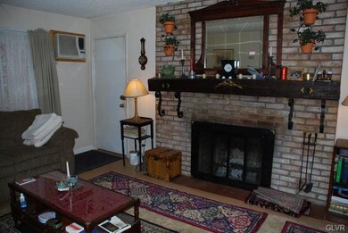 1449 Colgate Dr, Bethlehem, PA 18017 - photo 6