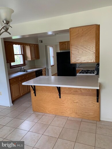 13315 Tamarack Rd, Silver Spring, MD 20904 - photo 4