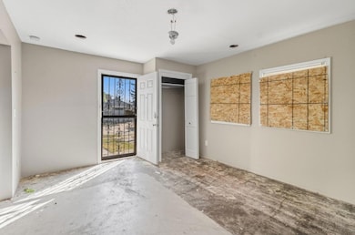 4228 W Newton Place, Milwaukee, WI 53209 - photo 4