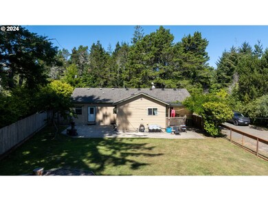 63003 Crown Point Rd, Coos Bay, OR 97420 - photo 4