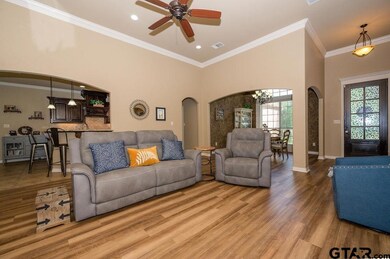 913 Dolores St, Tyler, TX 75703 - photo 4