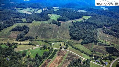 1046 J E Gentry Rd, Crumpler, NC 28617 - photo 5