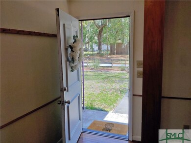Covered front entry way