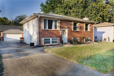 305 Pimlico Dr, New Albany, IN 47150 - photo 2