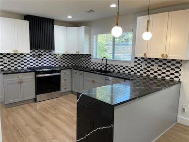 3200 Lowndes St, Atlanta, GA 30344 - photo 3