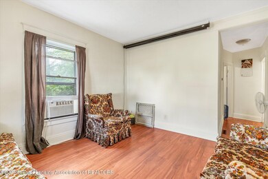 06-1422-Ada-st-WindowStill-Real-Estate-P