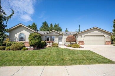 527 Nahalee Dr, East Wenatchee, WA 98802 - photo 2