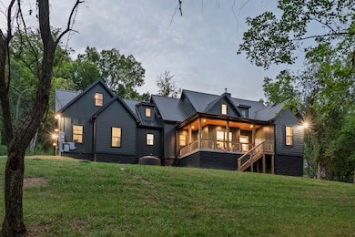 2320 Stephens Rd, Columbia, TN 38401 - photo 3