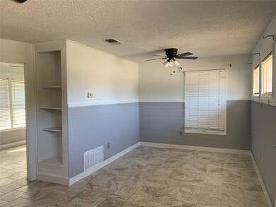 8339 White Settlement Rd unit D, Fort Worth, TX 76108 - photo 2