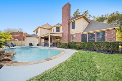 Enjoy this outdoor living!