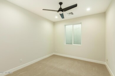 unlisted-address, Phoenix, AZ 85021 - photo 4