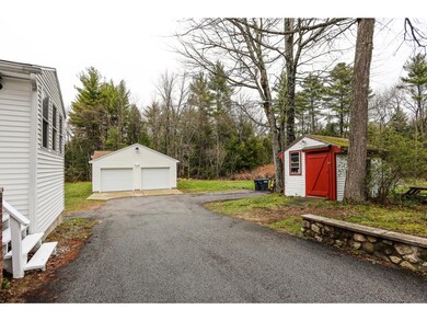 414 Deerfield Rd, Allenstown, NH 03275 - photo 4