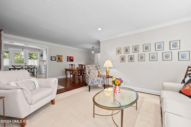 4-web-or-mls-106-putnam-park